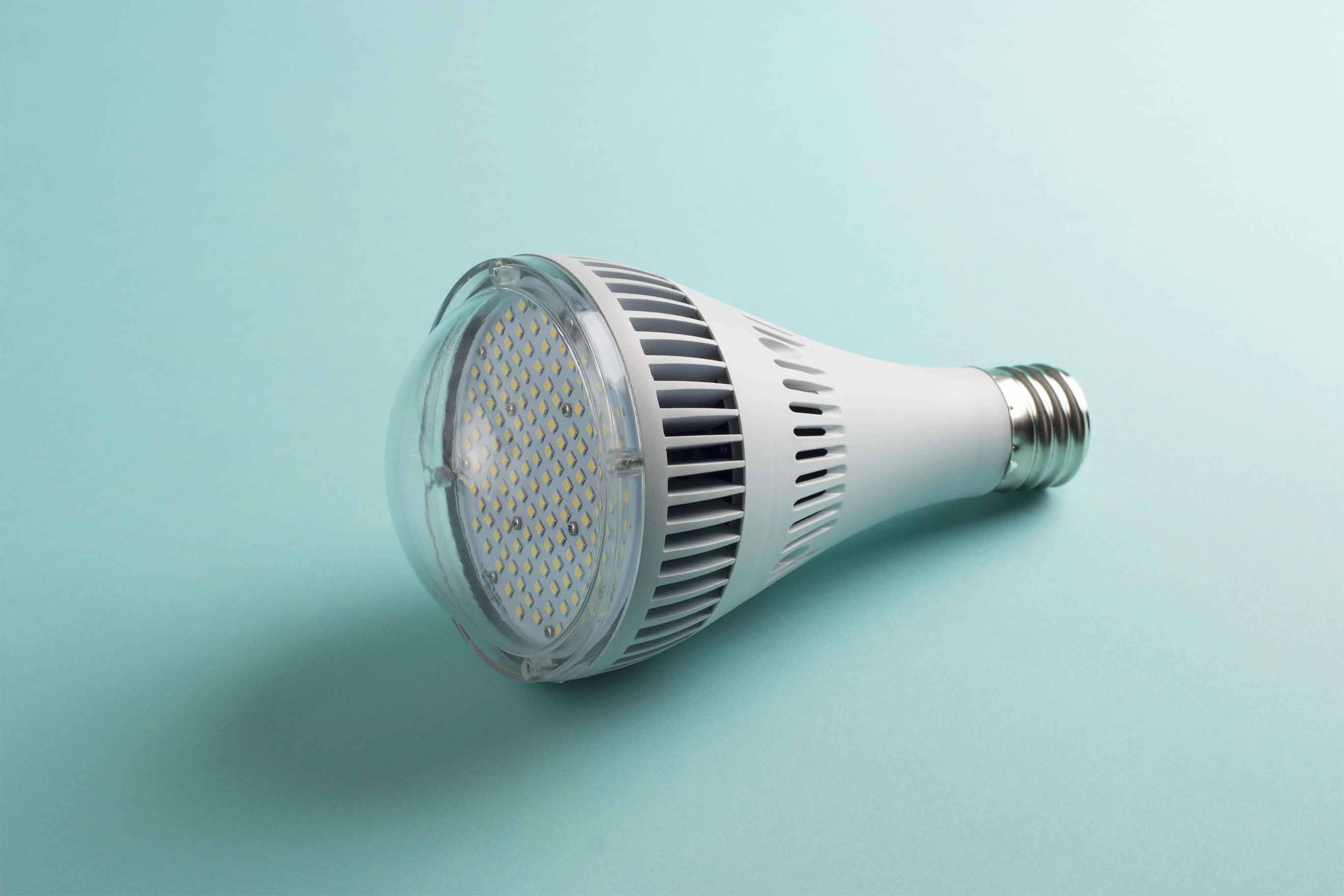 100W LED電球／E39ソケット／ハロゲン電球250W～400W代替用