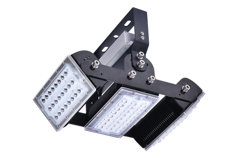 投光器×2台 led-150w-30000lm-t-1.jpg